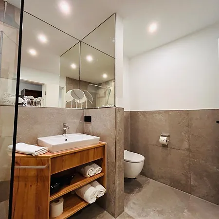 Landgasthof Deutsches Haus Kg 3* Weilheim an der Teck