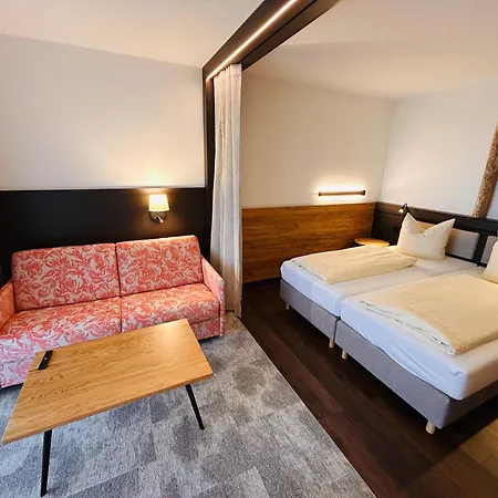 Hotel Landgasthof Deutsches Haus Kg