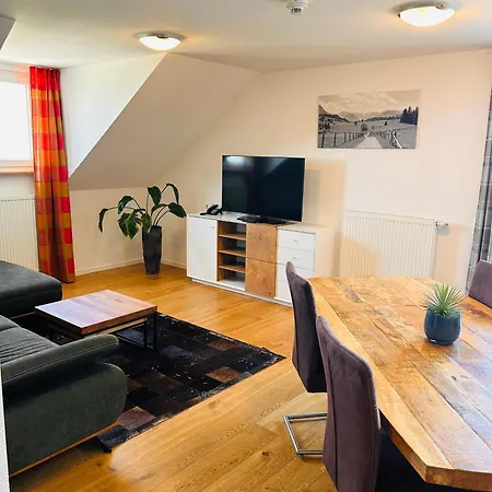 Landgasthof Deutsches Haus Kg 3* Weilheim an der Teck