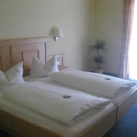 Landgasthof Deutsches Haus Kg 3*